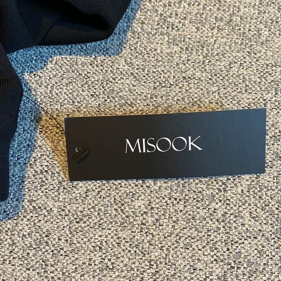 NWT Misook Black Pants with zippered ankles - Picture 7 of 7